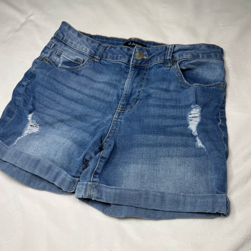 d. jeans Classic Blue Denim Shorts